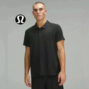 lululemon men's t-shirt size XL